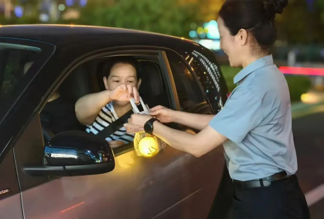 亿万28 - 相信品牌的实力