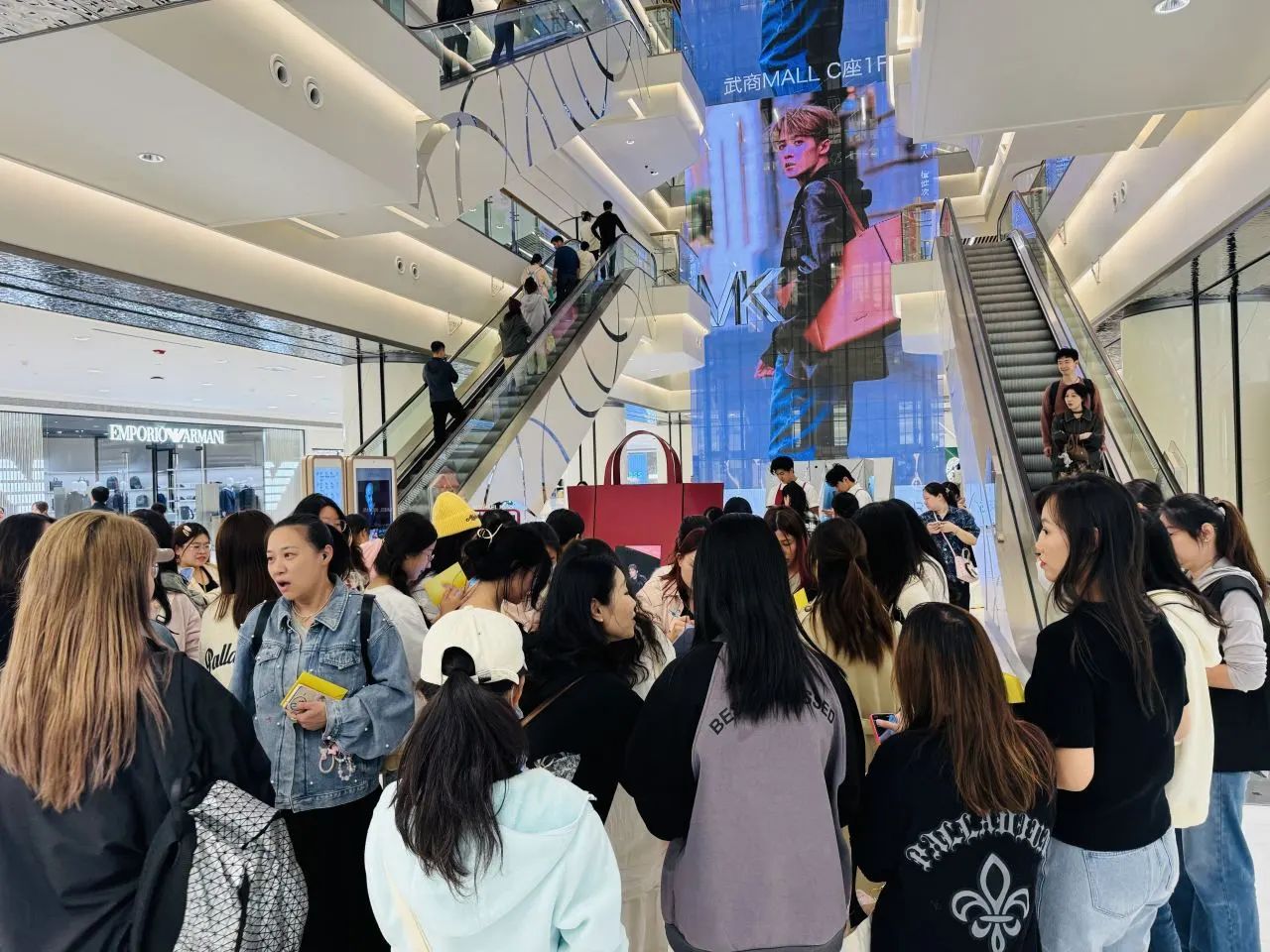 亿万28 - 相信品牌的实力